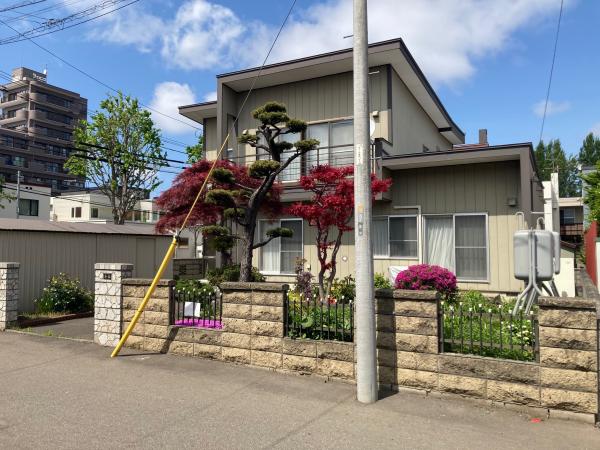 札幌市西区八軒2条東